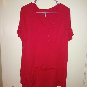 Worn once pretty red short sleeve top